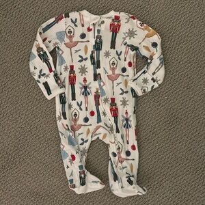 NEVER WORN nutcracker onesie size 3months